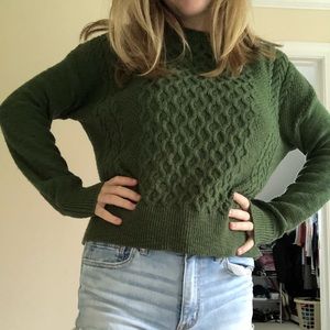 Green mossimo sweater